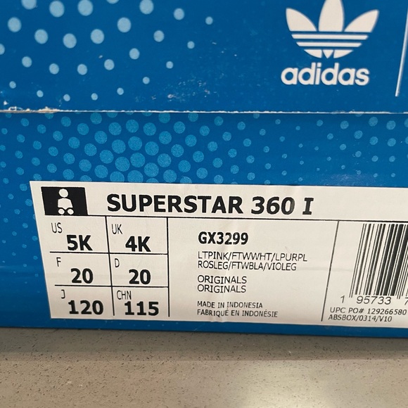 Disney adidas shoes - Picture 4 of 4